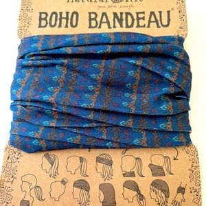 NWT, Natural Life🌸 Boho Bandeau. Beautiful blue print accessory. Stylish, fun!